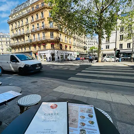 Cozy In Le Marais Paris